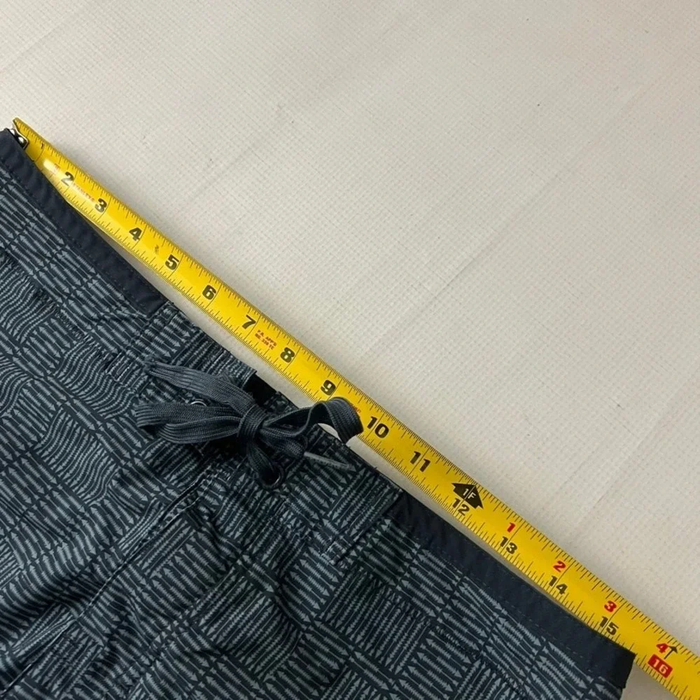 Prana Catalyst Board Shorts Men Size 32